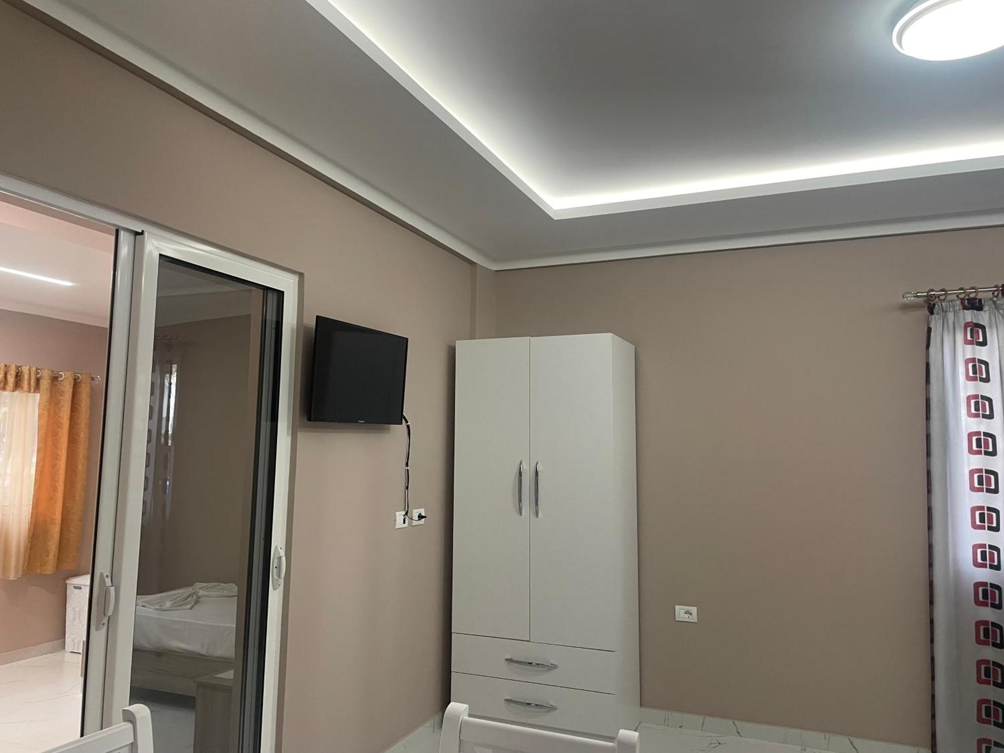 Vila Topi Vlore Exterior photo